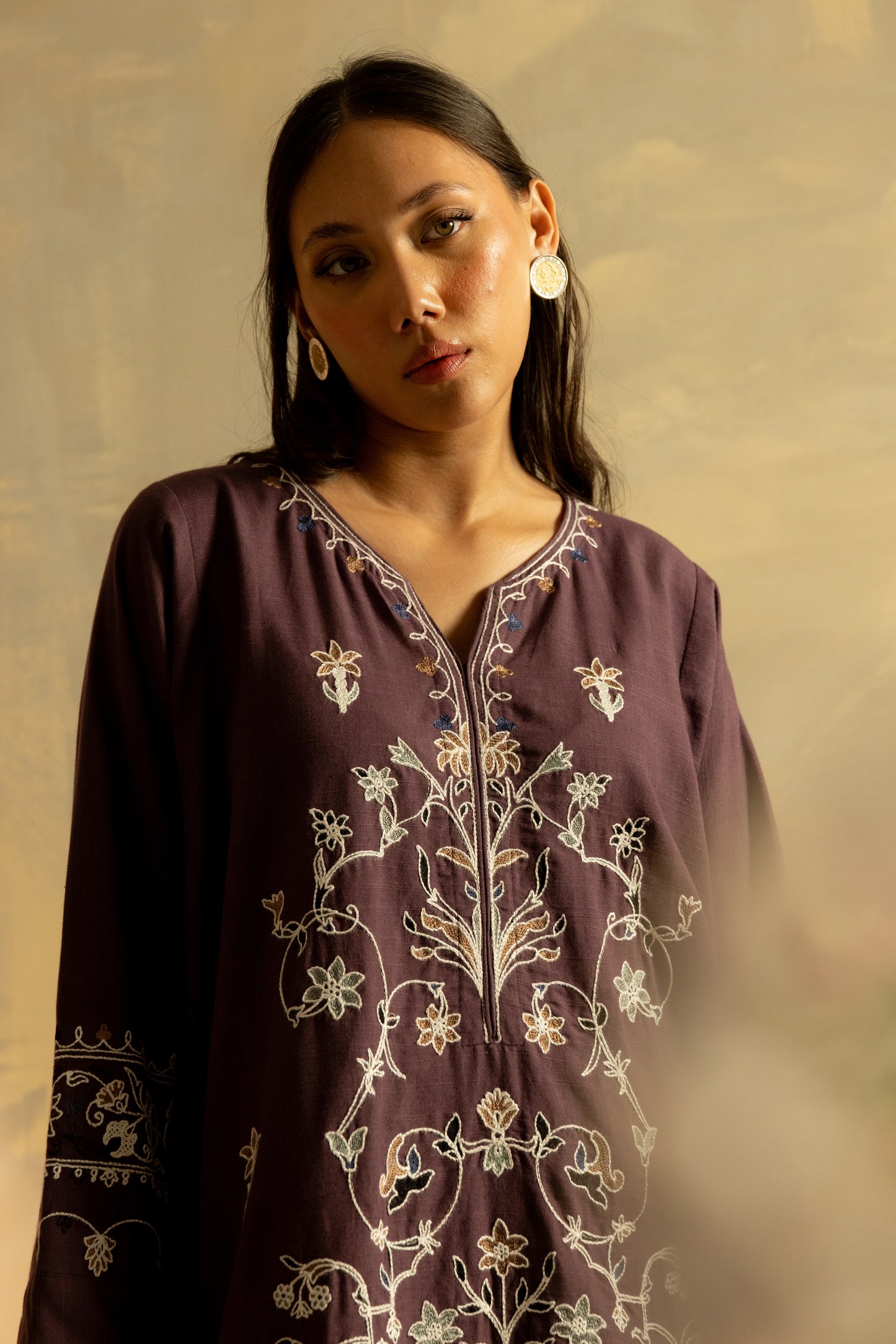 AUBERGINE EMBROIDERED SET