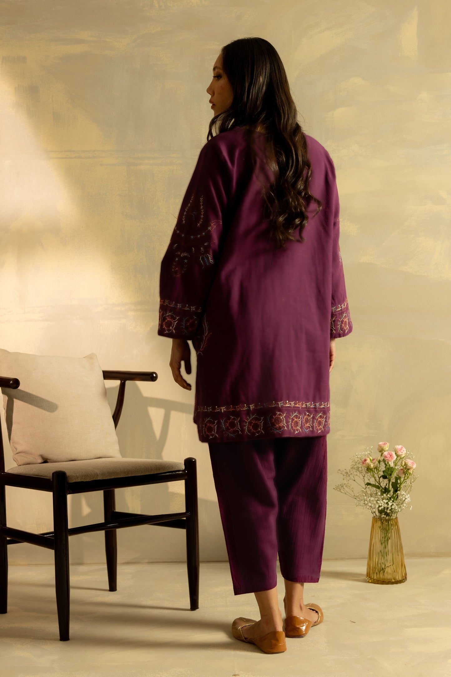 MAGENTA EMBROIDERED SET