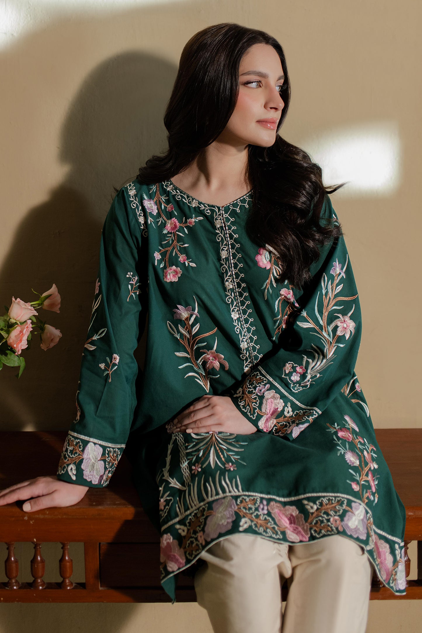 GREEN EMBROIDERED KURTA
