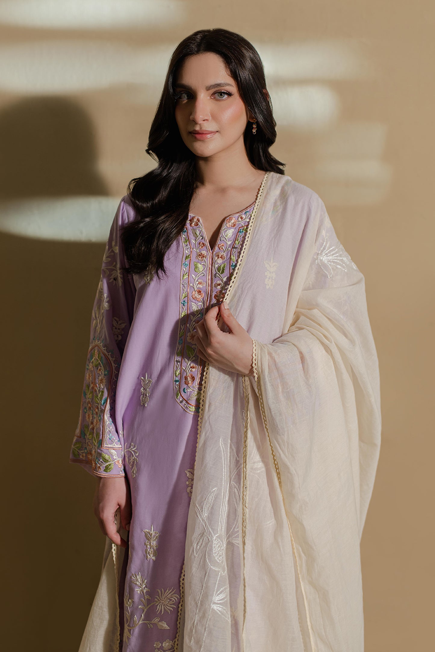 LAVENDER EMBROIDERED KURTA