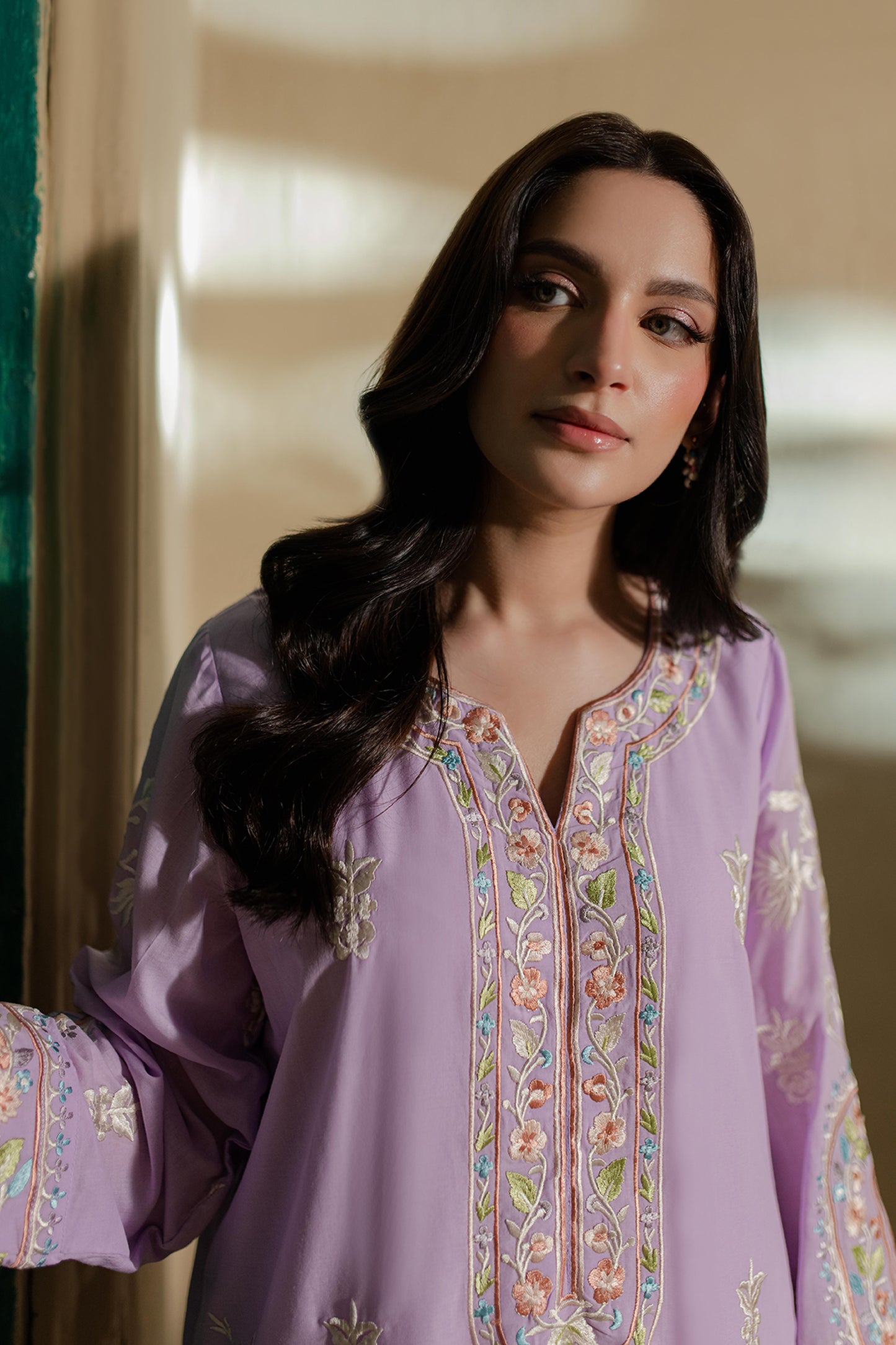 LAVENDER EMBROIDERED KURTA
