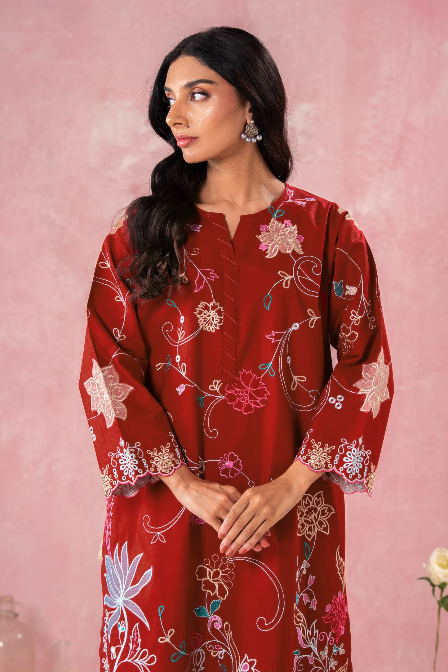 RED APPLIQUE SET