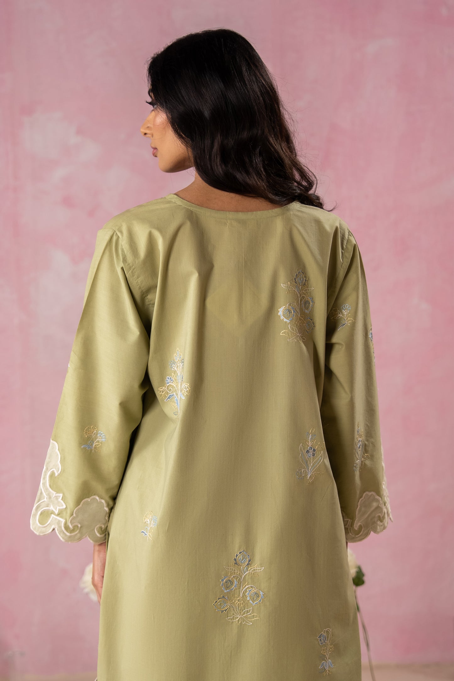 SAGE APPLIQUE SET