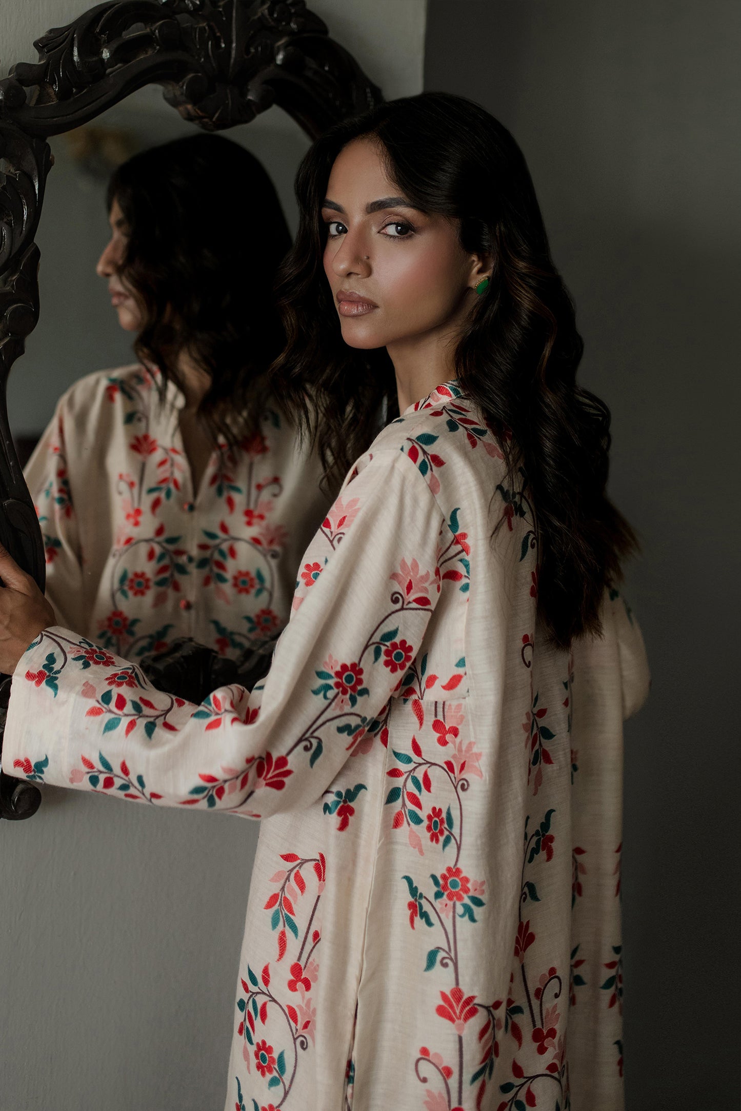 OFF-WHITE WOVEN KURTA