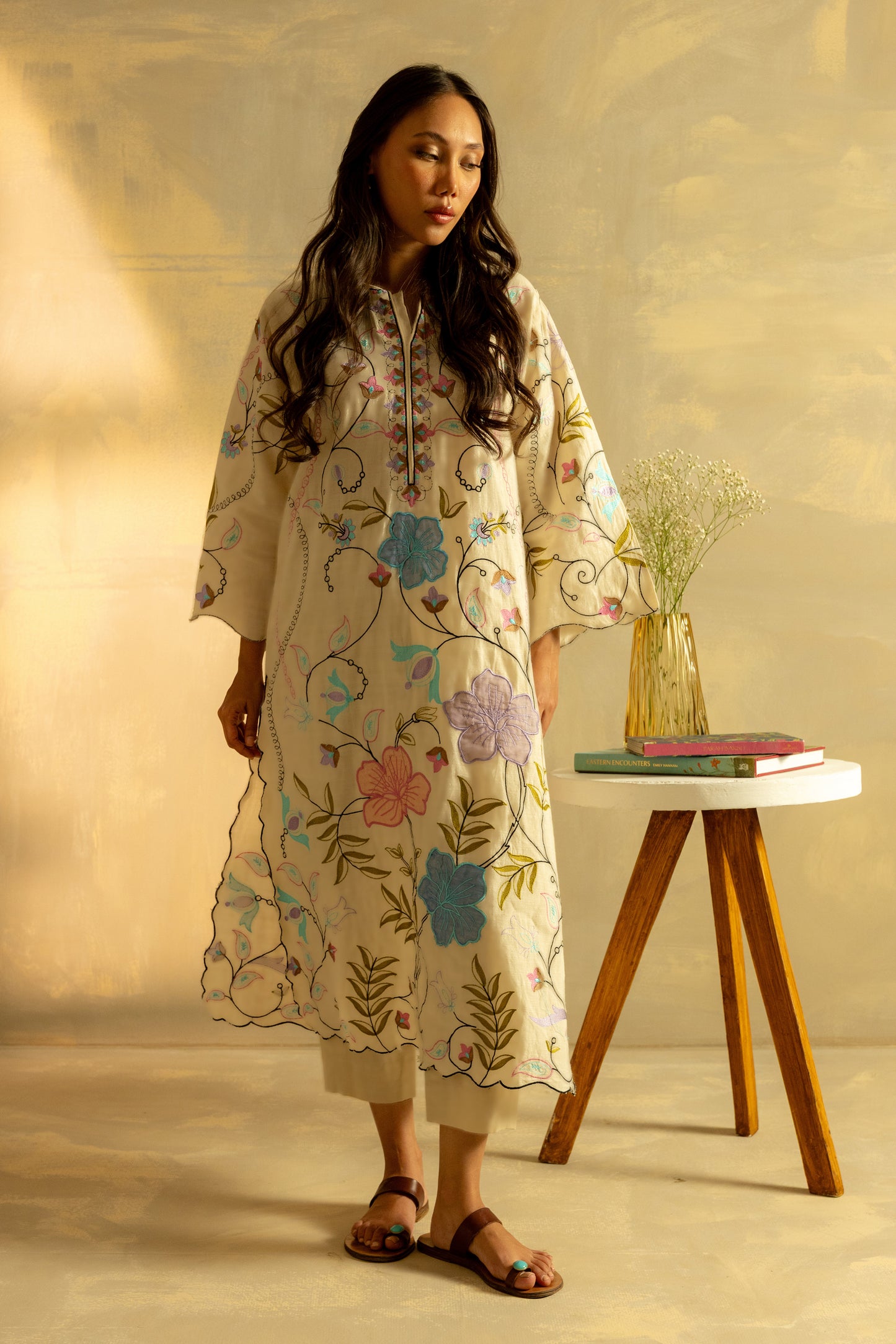 OFF-WHITE APPLIQUE SET